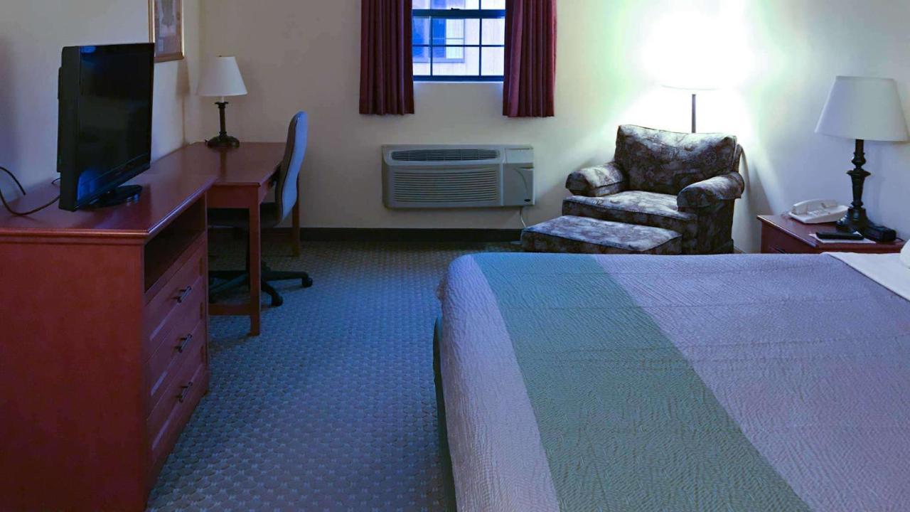 Motel 6-Bloomsburg, Pa Екстериор снимка